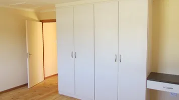 Bedrooms 5