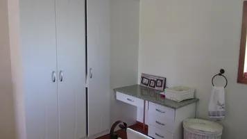Bathrooms 6