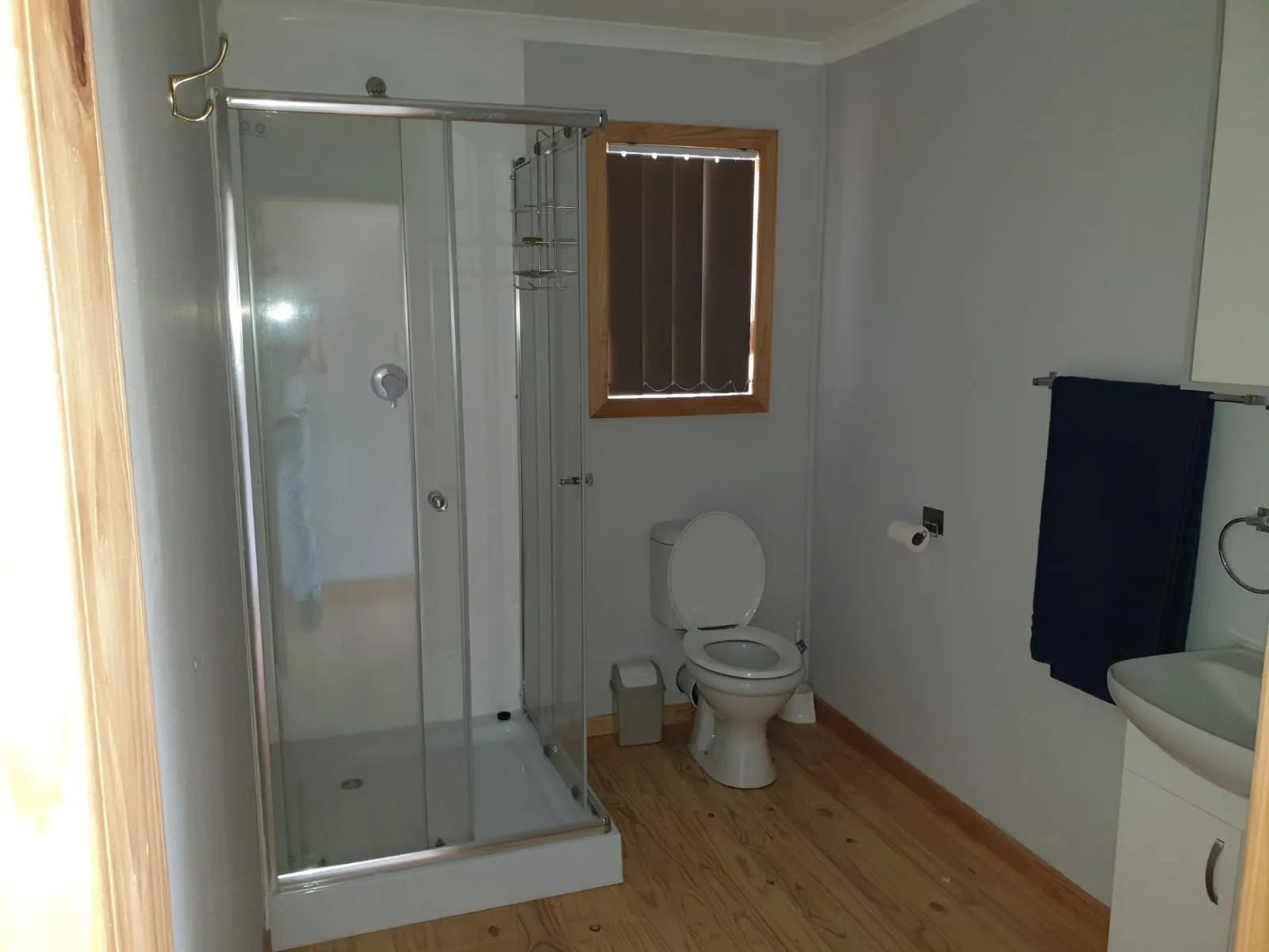 Bathrooms 16
