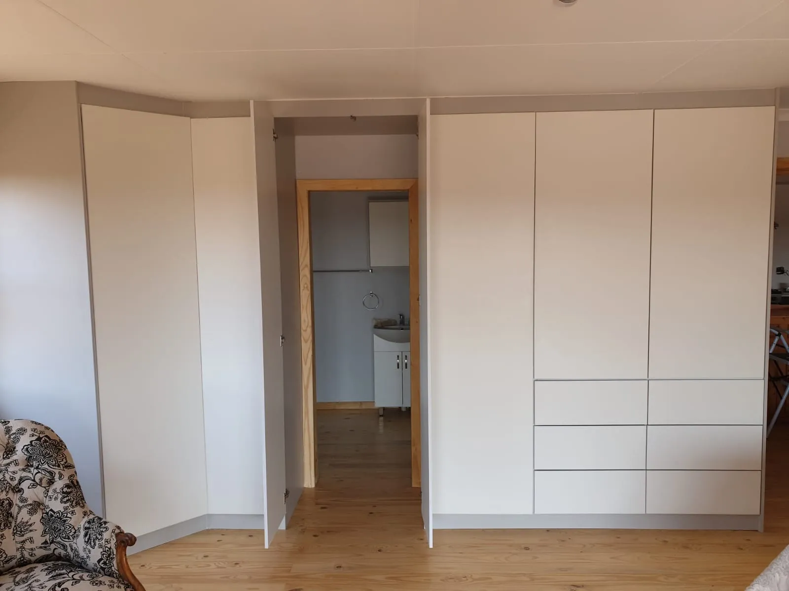 Bedrooms 11