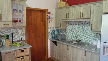 Kitchen 12